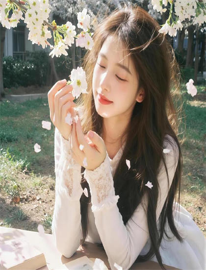 漂亮的女侓师在线观看_快播成人伦理_老奶奶高清LOGO